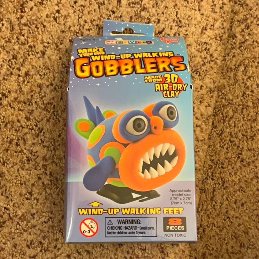 Wind-Up Walking Gobblers 3D Air-Dry Clay Kit